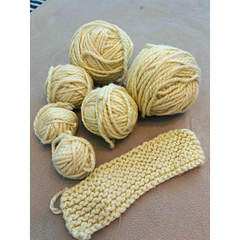 Ivory Wool Chunky Yarn Lot Weight 5 Bulky Balls Knitting crochet craft fiber art